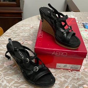 Aerosoles black patent wedges size 6.5
